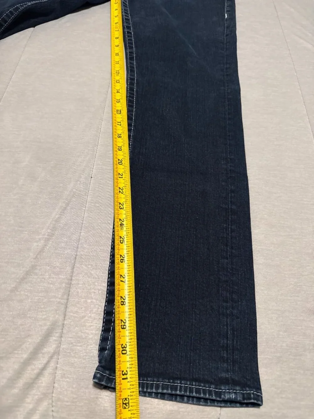 True Religion Slim Straight Mens Jeans Size 36 RN#112790 CA# 57414